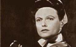 Anna Neagle in Nurse Edith Cavell